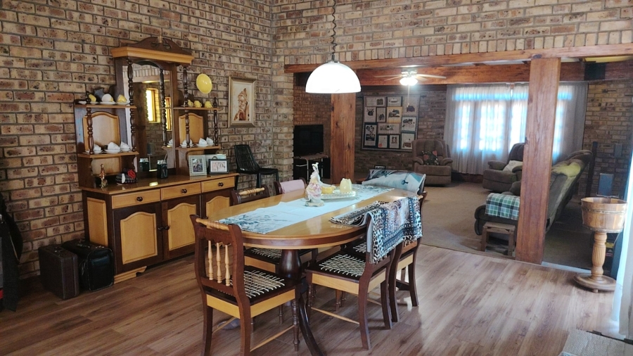 4 Bedroom Property for Sale in Wilkoppies North West